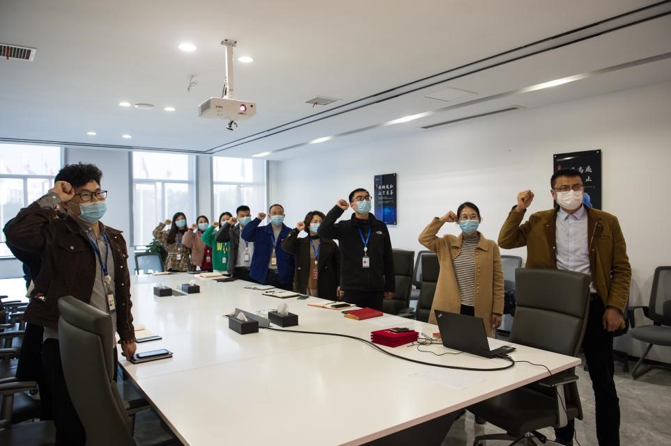 湖南太阳集团tyc1286新能源党支部召开防疫前锋党员赞美会