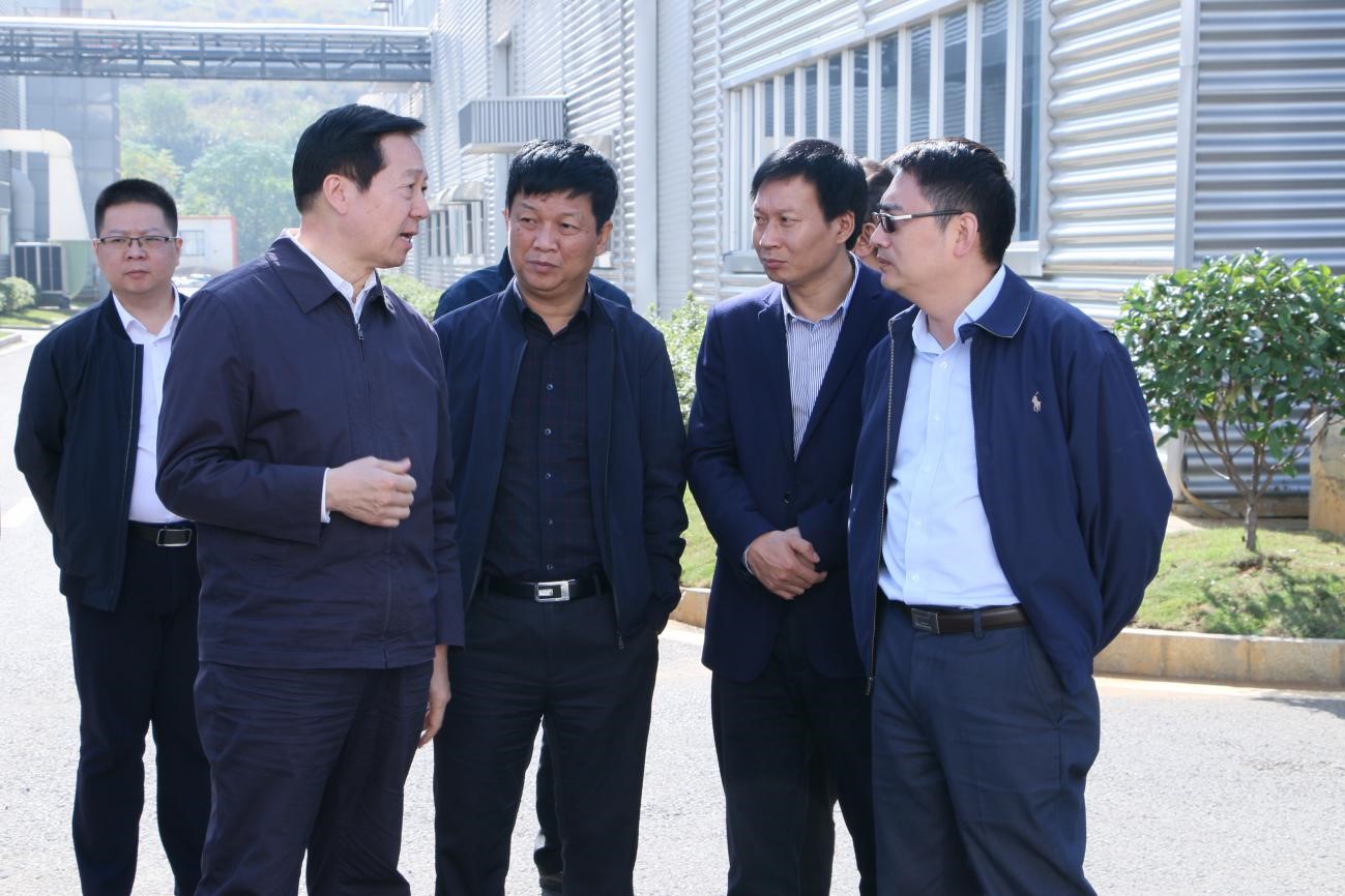 聚焦高质量发展 提升主题竞争力 郭瑞民赴西部产业基地调研