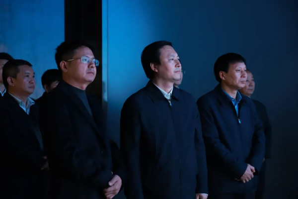 铜仁市委副书记、市长穆嵘坤一行调研太阳集团tyc1286铜仁（上市主体）产业基地