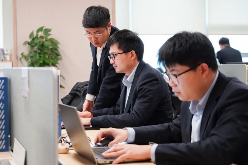 中国·tyc1286太阳成集团(股份)有限公司-官方网站